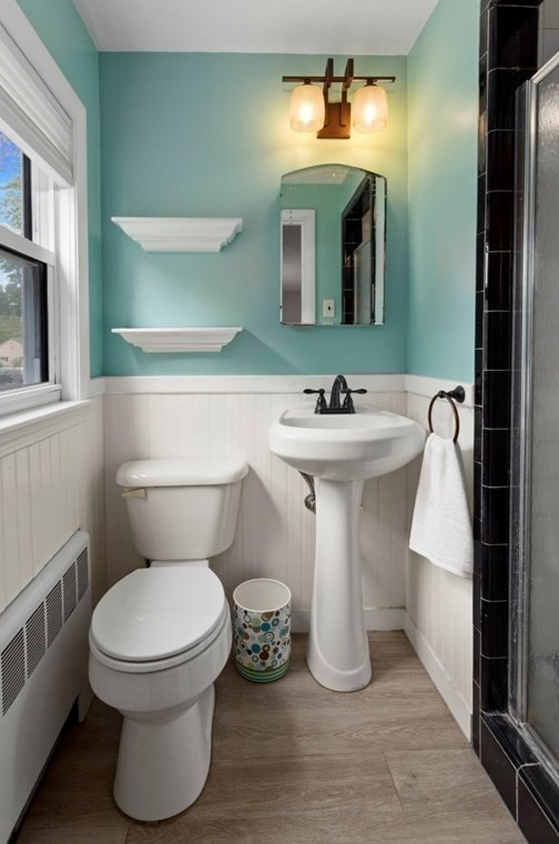 5 Priscilla Rd, Lynnfield MA 01940-1117 exterior