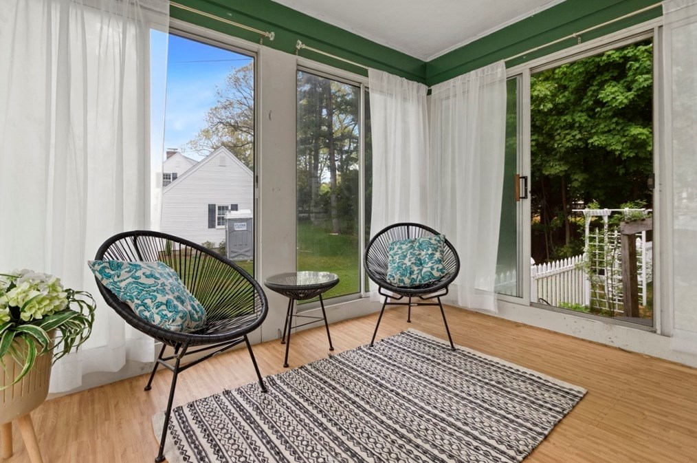 5 Priscilla Rd, Lynnfield MA 01940-1117 exterior