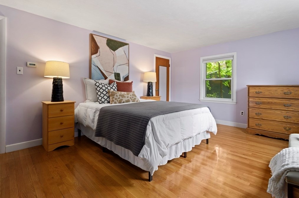 5 Priscilla Rd, Lynnfield MA 01940-1117 exterior