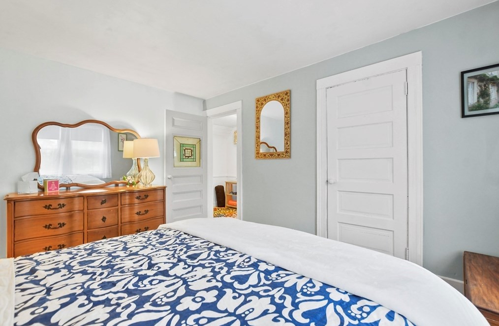 300 Billings St, Quincy MA 02171-1803 exterior