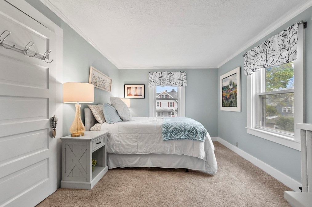 300 Billings St, Quincy MA 02171-1803 exterior