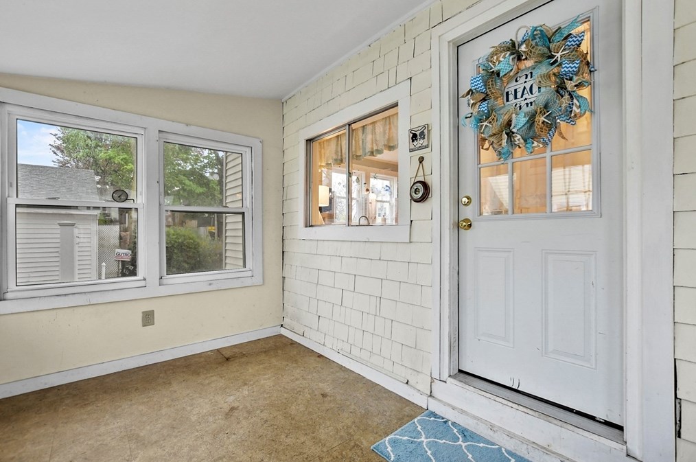 300 Billings St, Quincy MA 02171-1803 exterior