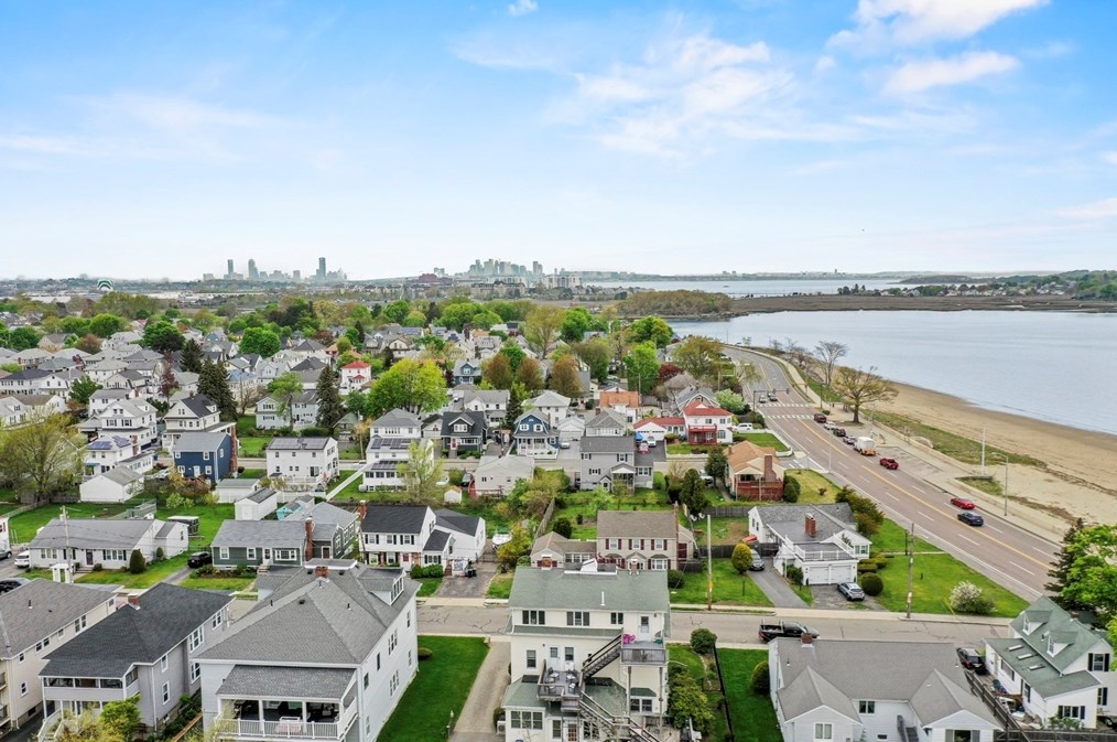 300 Billings St, Quincy MA 02171-1803 exterior