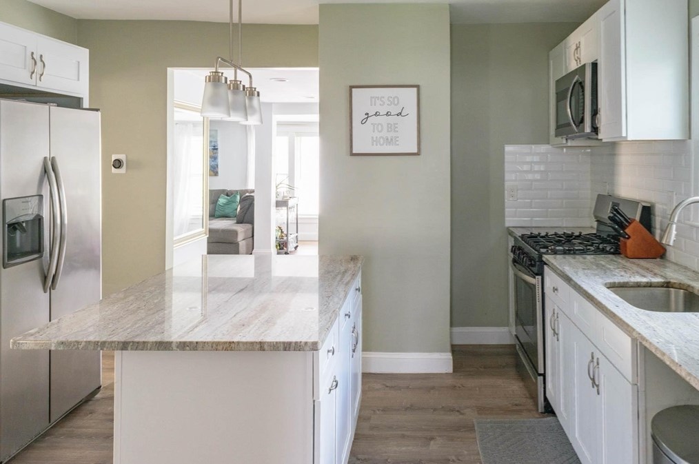 124 Farrar Ave, Worcester MA  01604-3261 exterior