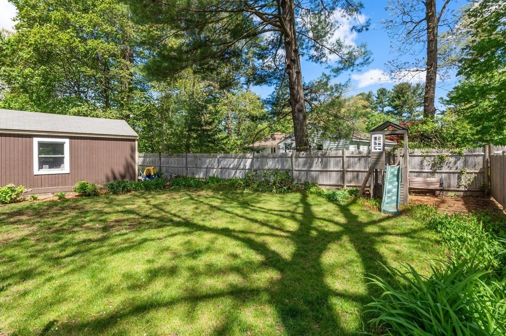 20 Lawrence Rd, Reading MA 01867-1707 exterior