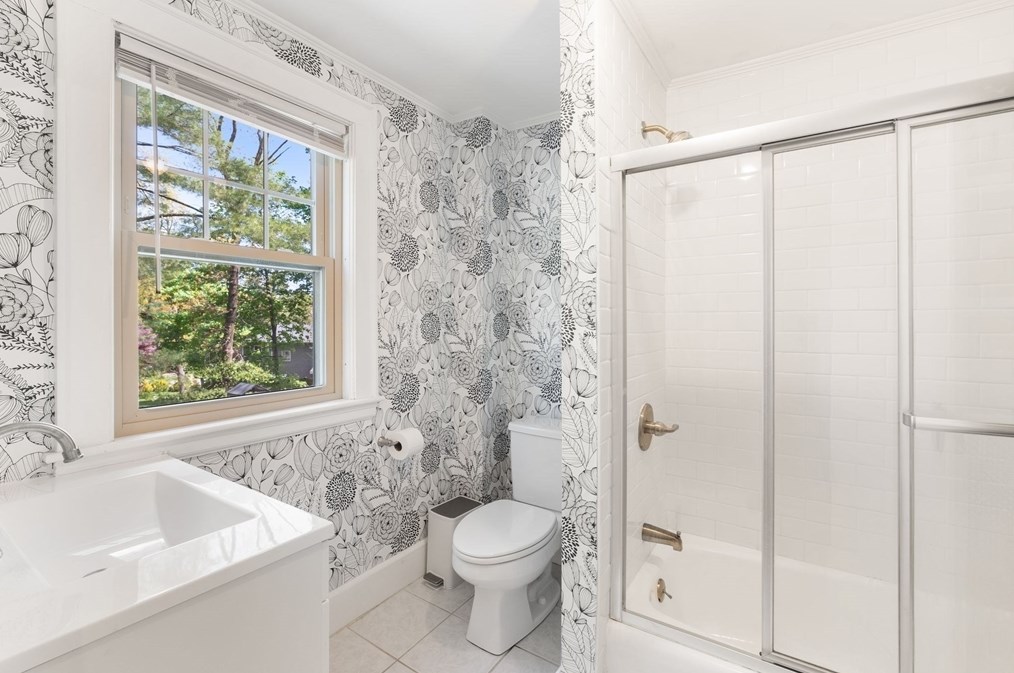 20 Lawrence Rd, Reading MA 01867-1707 exterior