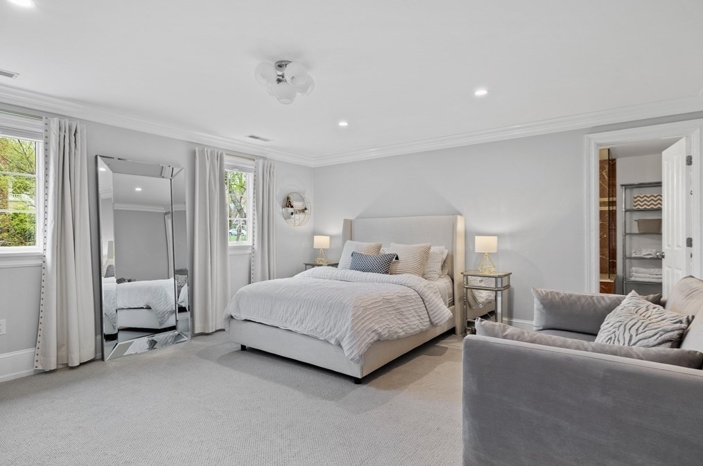 116 Abbot St, Andover MA  01810-4833 exterior