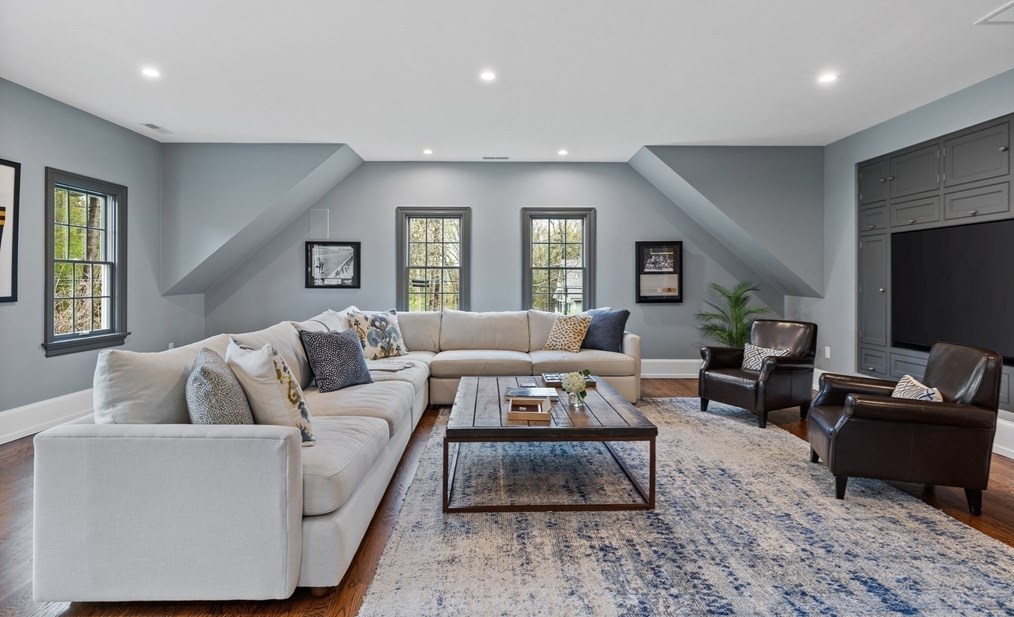 116 Abbot St, Andover MA  01810-4833 exterior