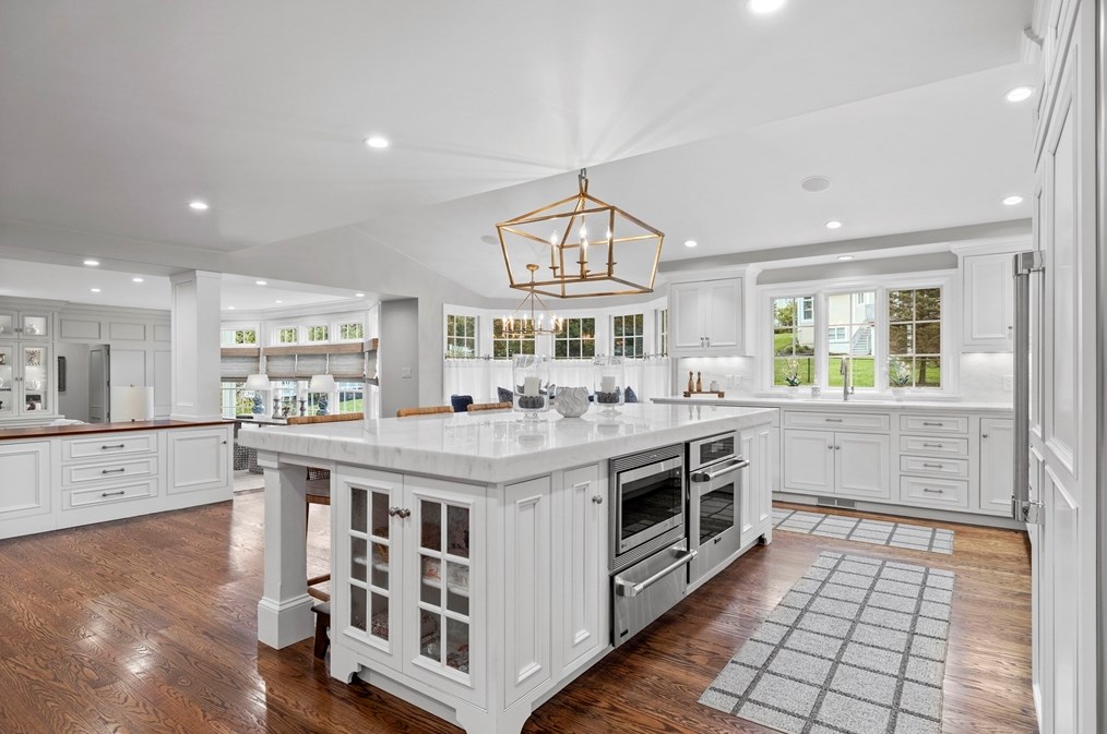 116 Abbot St, Andover MA  01810-4833 exterior