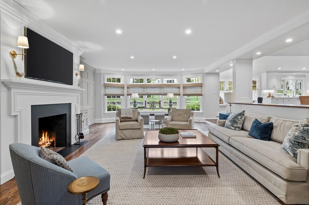 116 Abbot St, Andover MA  01810-4833 exterior