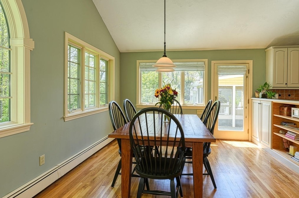 29 Walnut Rd, Holliston MA 01746-1584 exterior