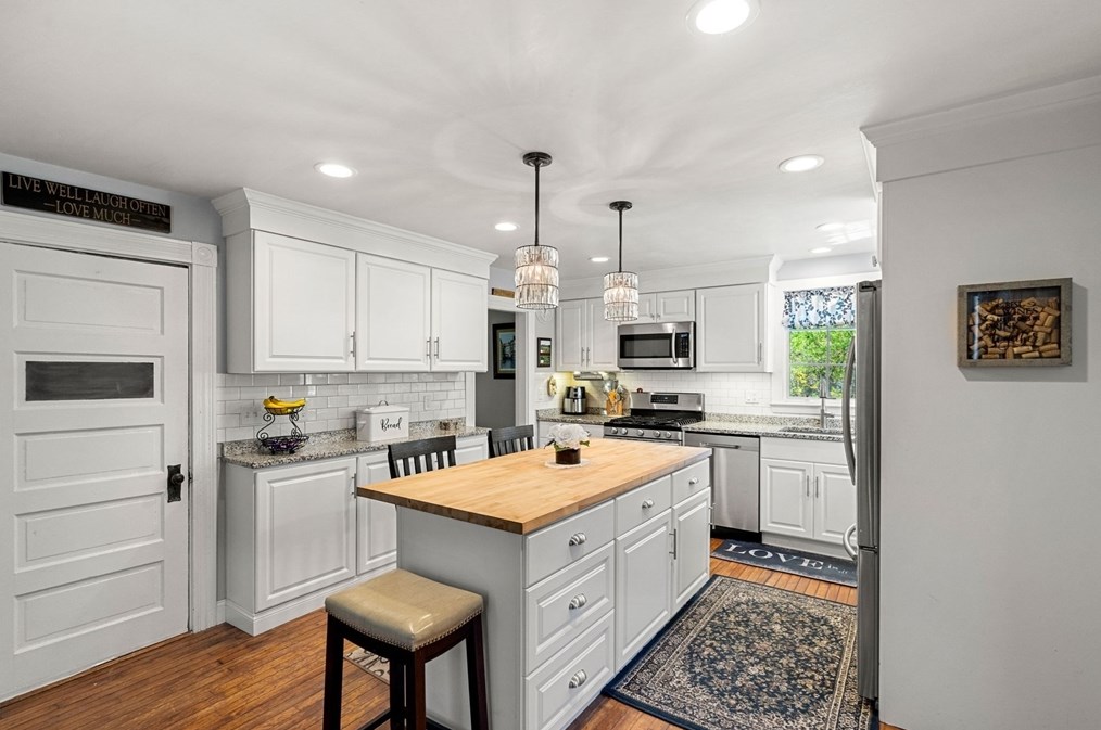 43 Turkey Shr Rd, Ipswich MA 01938-2324 exterior