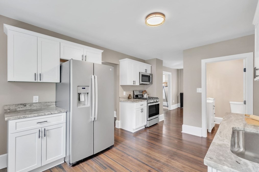 60 Lower Westfield Rd, Holyoke MA 01040-2712 exterior