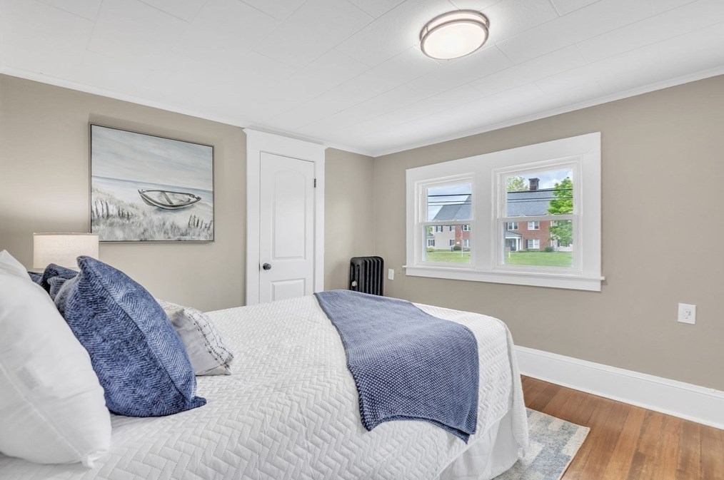 60 Lower Westfield Rd, Holyoke MA 01040-2712 exterior