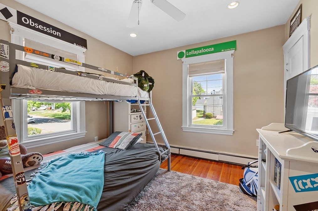 24 Prescott St, North Andover MA 01845-1717 exterior