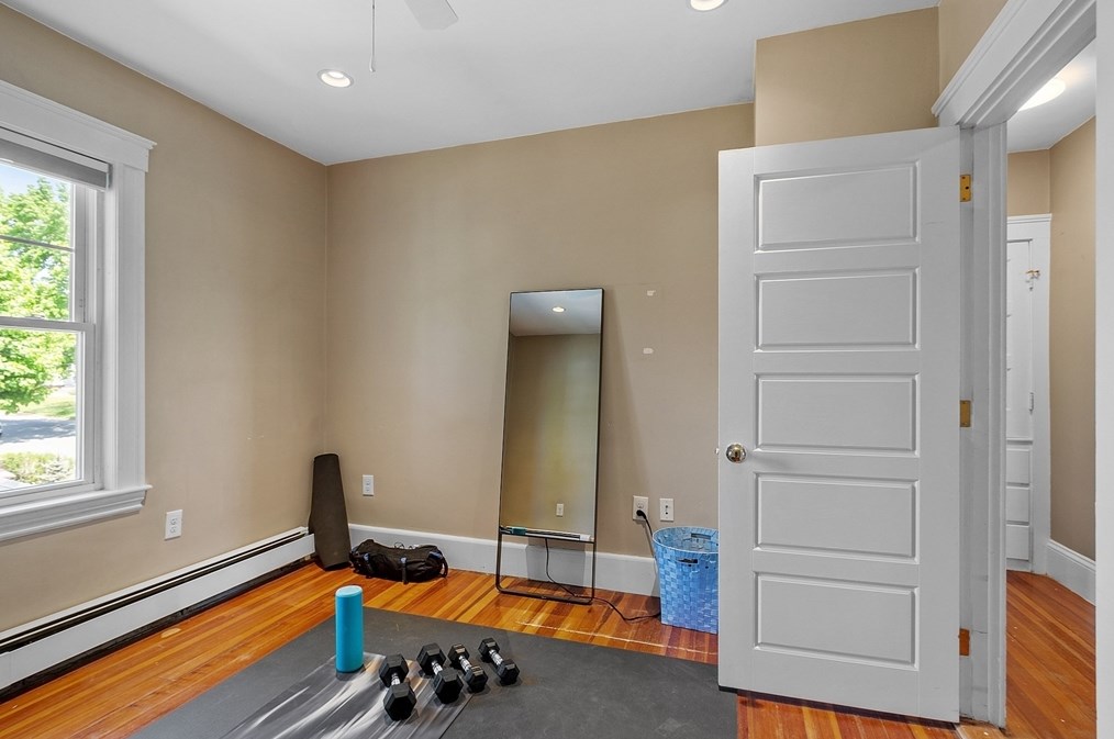 24 Prescott St, North Andover MA 01845-1717 exterior