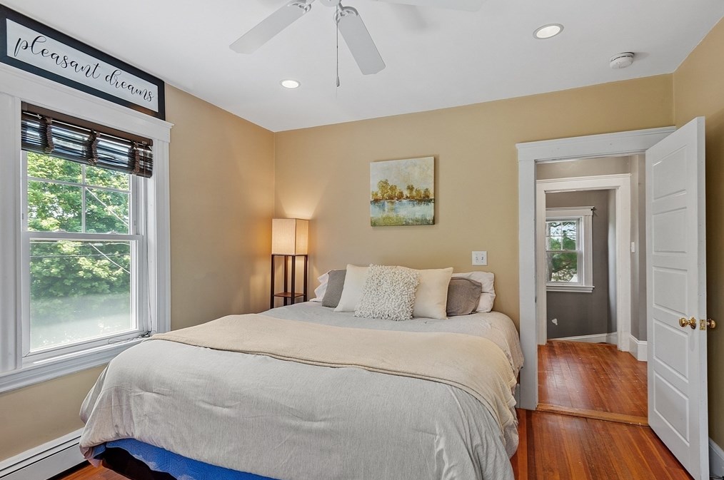 24 Prescott St, North Andover MA 01845-1717 exterior