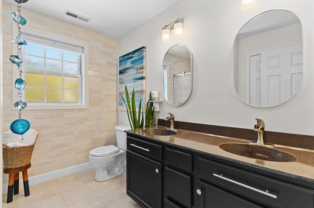 39 Magnavista Dr, Haverhill MA 01830-2294 exterior