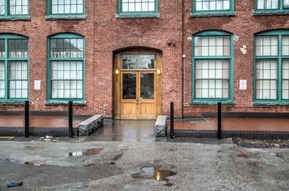 200 Market St, Lowell MA 01852-1800 exterior