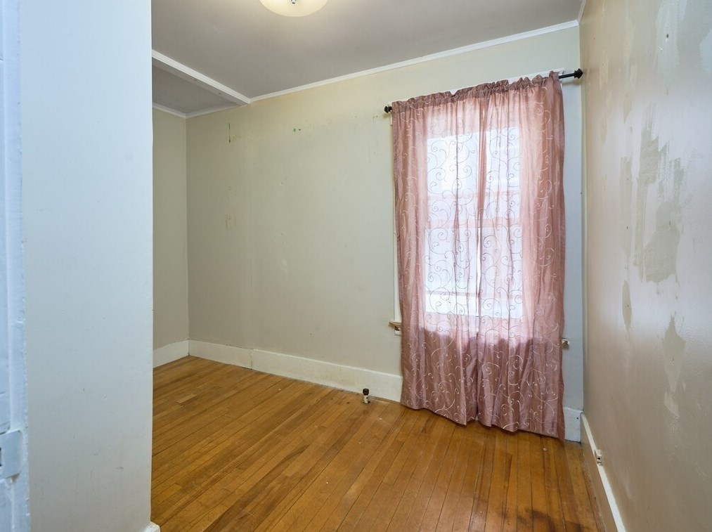 88 Beaconsfield Rd, Worcester MA 01602-1305 exterior