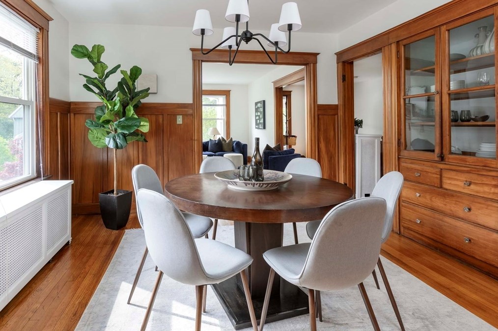 246 Lk Ave, Newton MA 02461-1210 exterior