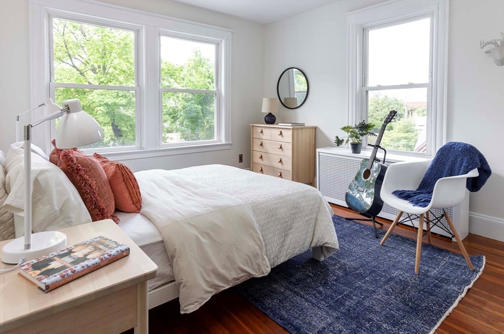 246 Lk Ave, Newton MA 02461-1210 exterior