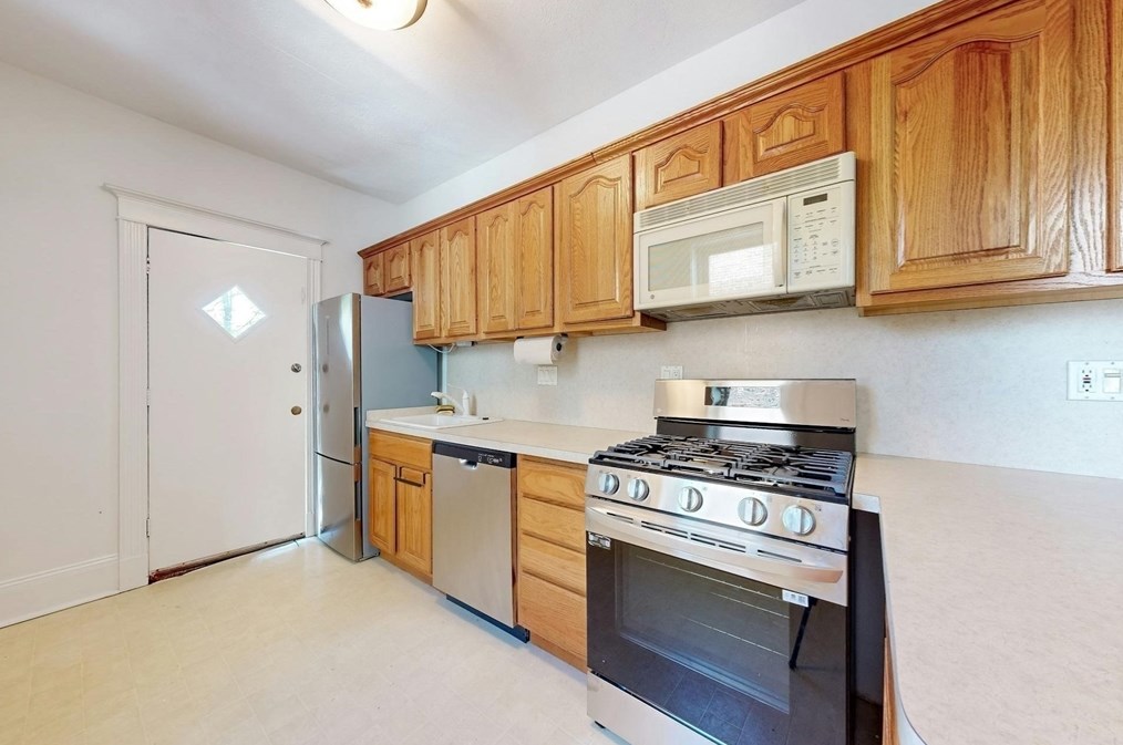 37 Park Vale Ave, Boston MA exterior