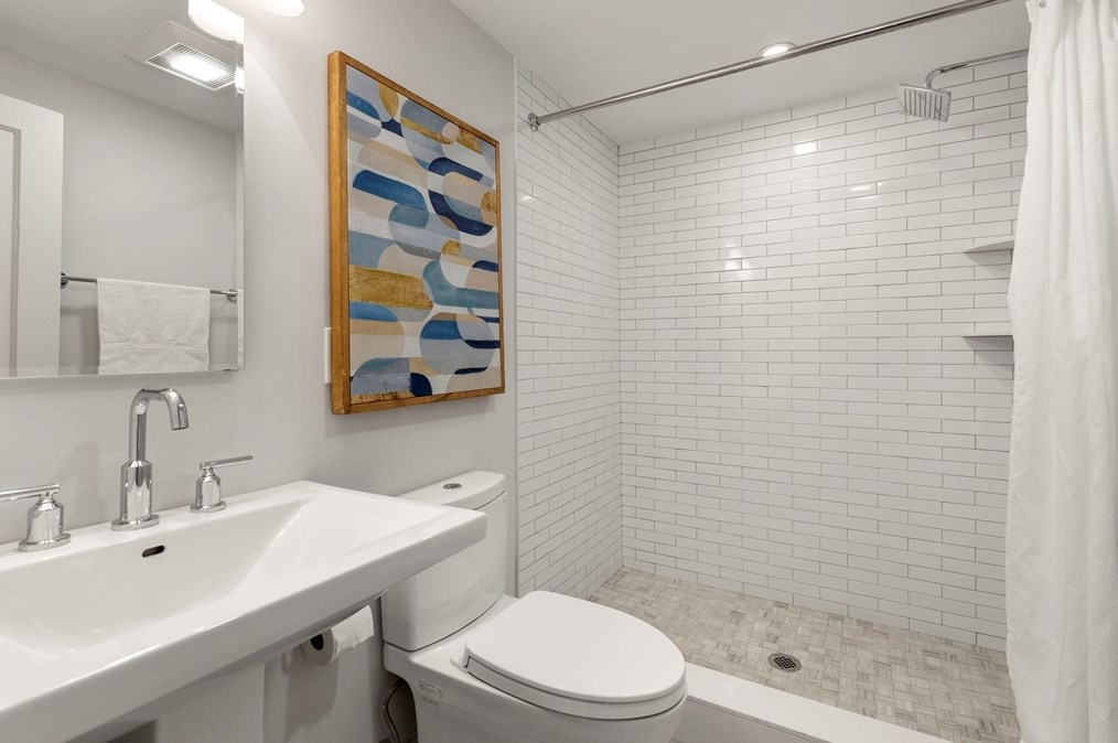 68 Bennington St, Newton MA 02458-1901 exterior