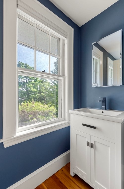 68 Bennington St, Newton MA 02458-1901 exterior