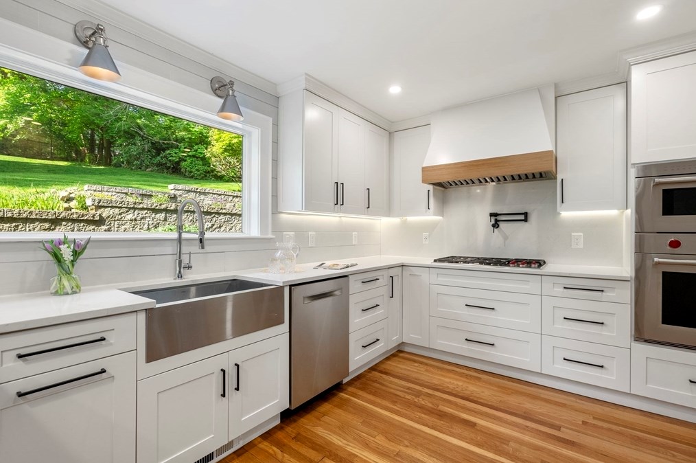 68 Bennington St, Newton MA 02458-1901 exterior