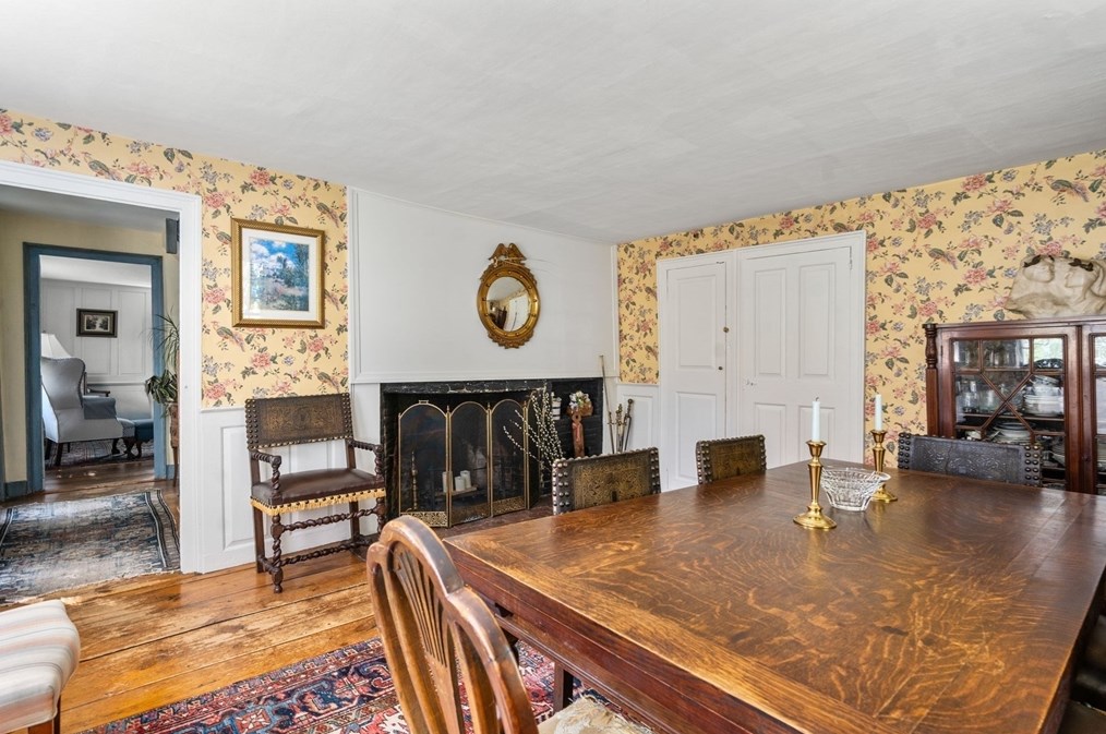 50 Oliver Pl, East Bridgewater MA 02324-3006 exterior