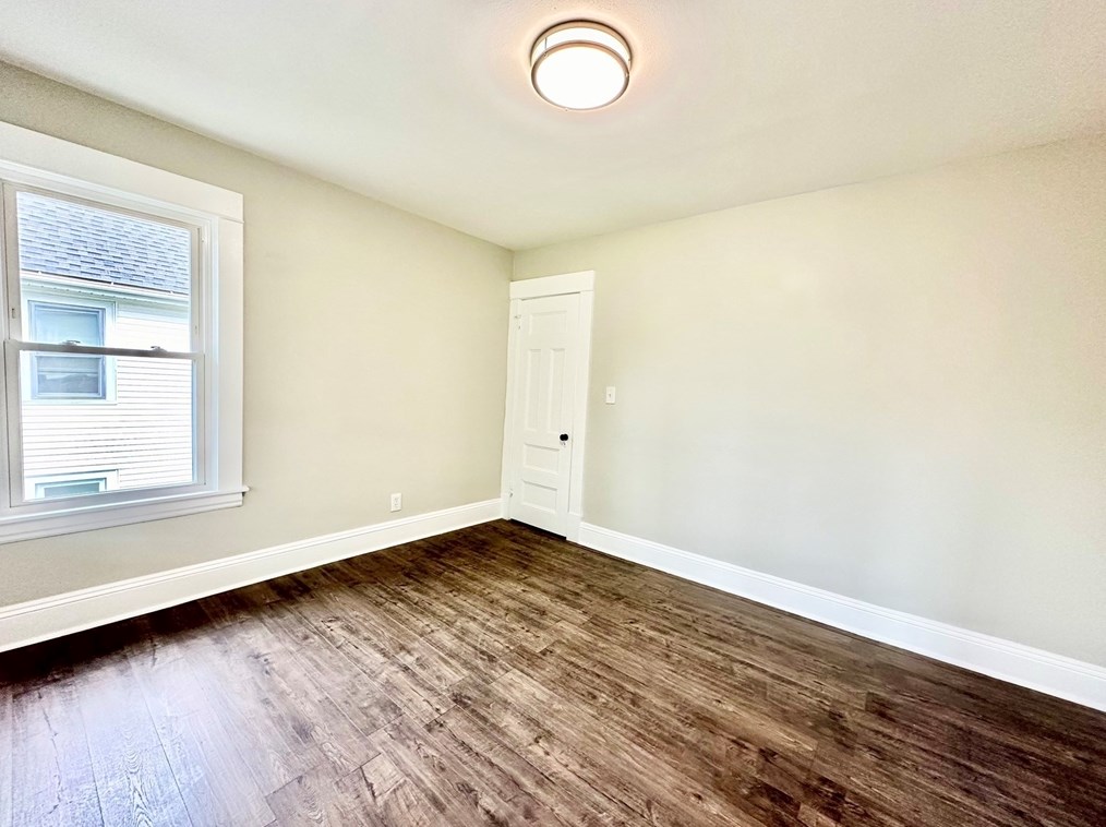 61 Woodlawn St, Springfield MA  01108-3064 exterior