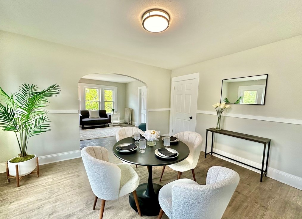 61 Woodlawn St, Springfield MA  01108-3064 exterior