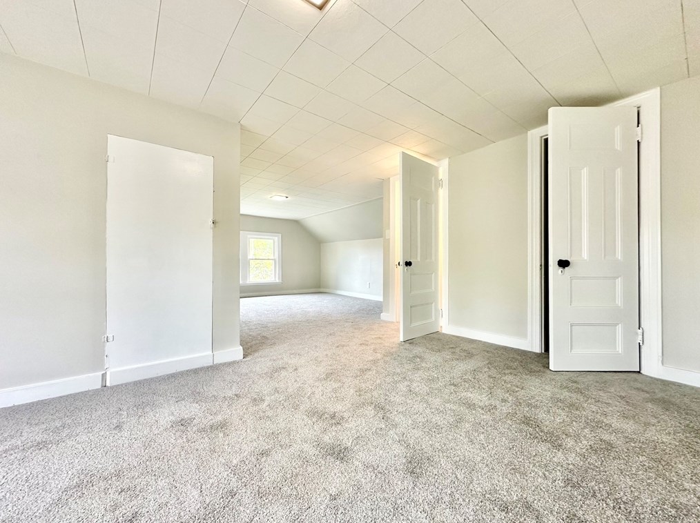 61 Woodlawn St, Springfield MA  01108-3064 exterior