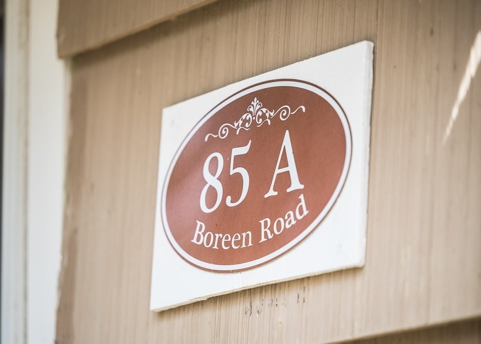 65 Boreen Rd, Eastham MA 02642-2947 exterior