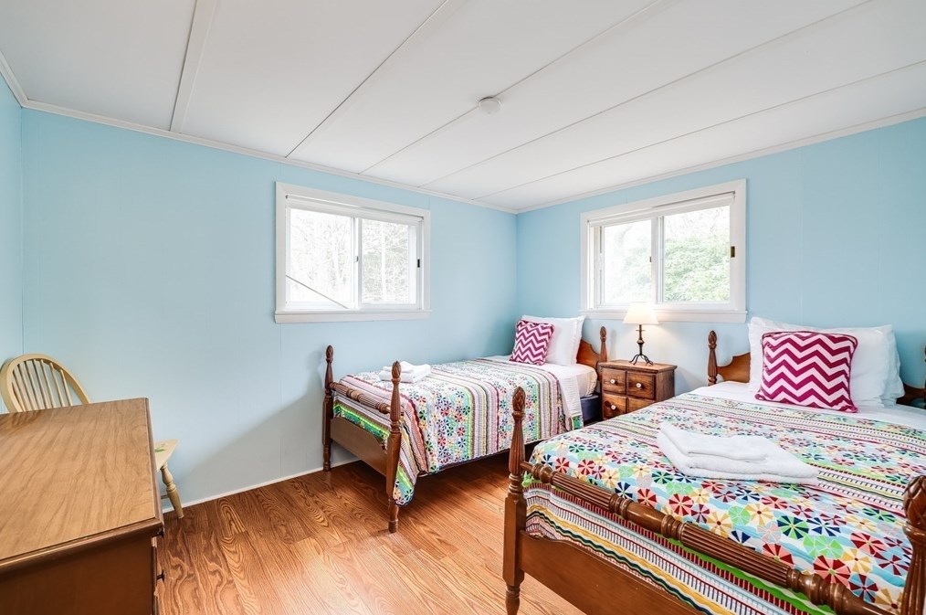 65 Boreen Rd, Eastham MA 02642-2947 exterior