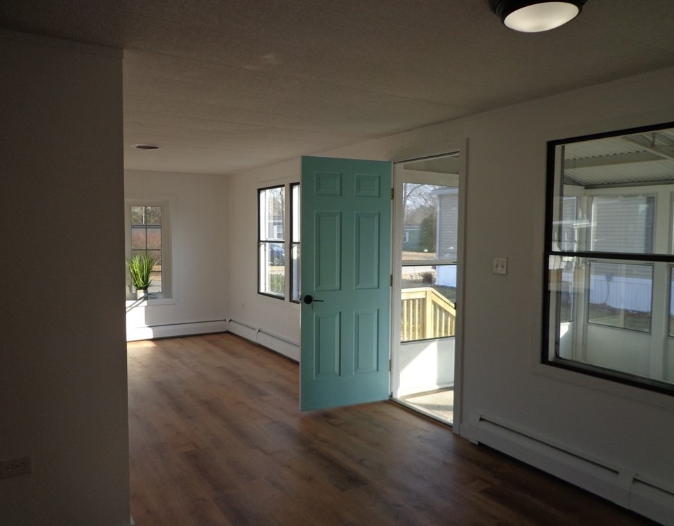 18 Bayberry Ln, Plymouth MA 02360-5029 exterior