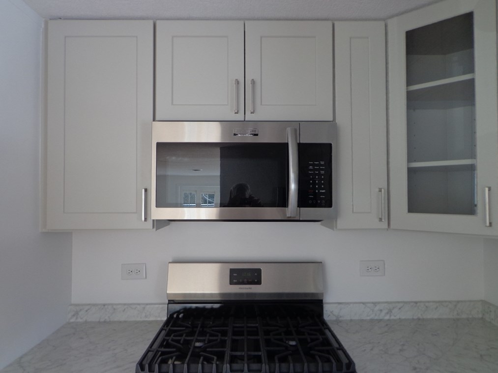 18 Bayberry Ln, Plymouth MA 02360-5029 exterior