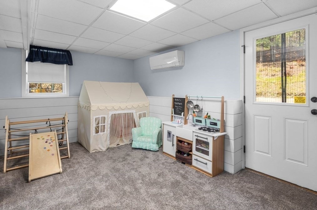 22 Ashberry St, Plymouth MA 02360-5217 exterior