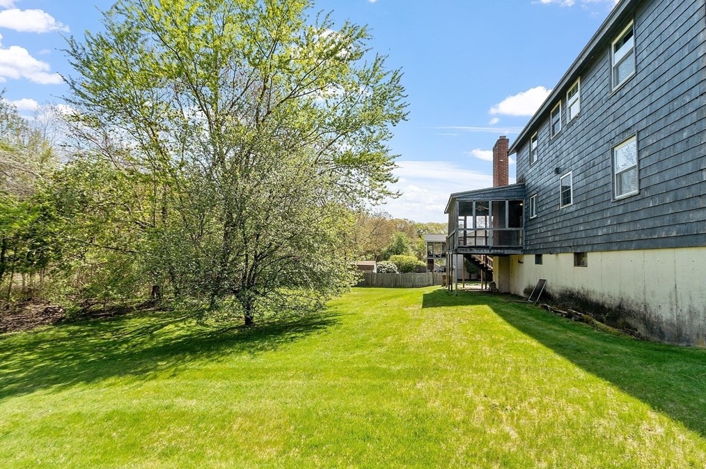 6 Fox Run Rd, Danvers MA 01923-1501 exterior