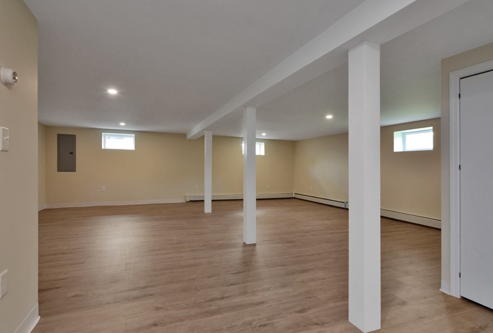 19 Francis Rd, Salem MA 01970-2908 exterior