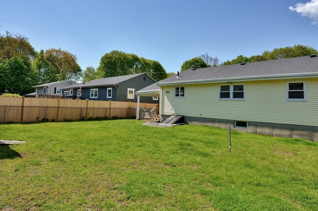 19 Francis Rd, Salem MA 01970-2908 exterior