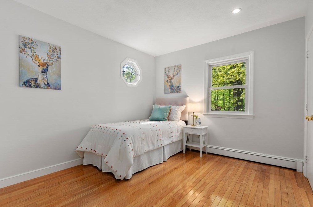 9 Arborwood Rd, Acton MA 01720-4420 exterior