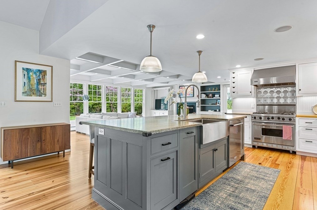 126 Alcott Rd, Concord MA  01742-2605 exterior