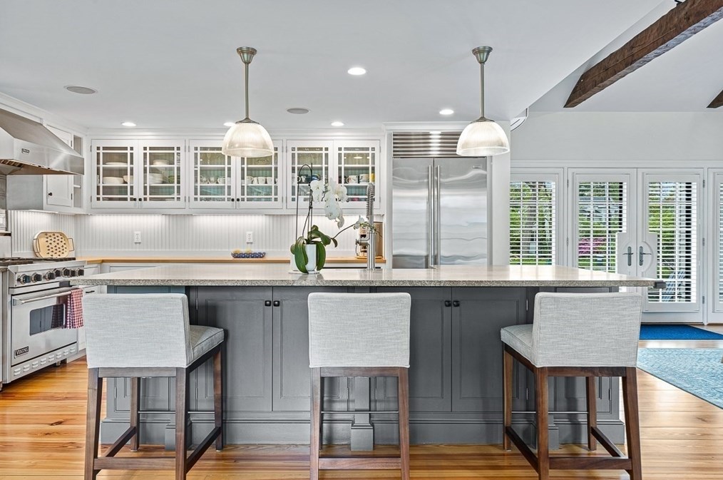 126 Alcott Rd, Concord MA  01742-2605 exterior