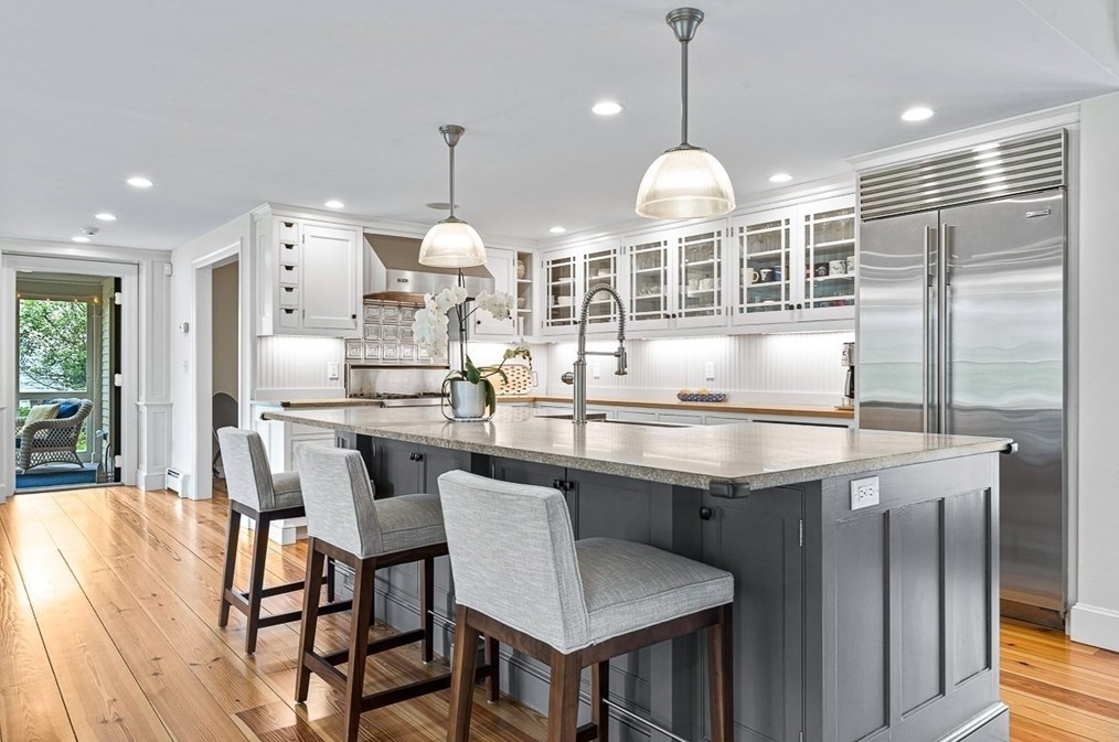 126 Alcott Rd, Concord MA  01742-2605 exterior