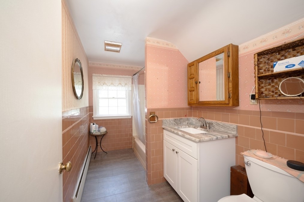 26 Cold Spring Rd, Holliston MA 01746-2509 exterior