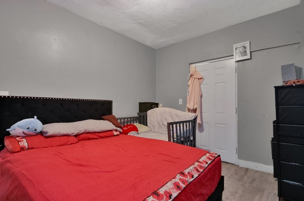 113 Marlborough St, Chelsea MA  02150-3303 exterior