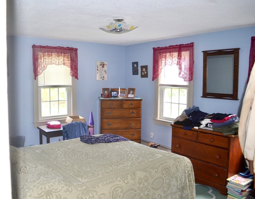 226 Cotuit Rd, Sandwich MA  02563-2655 exterior