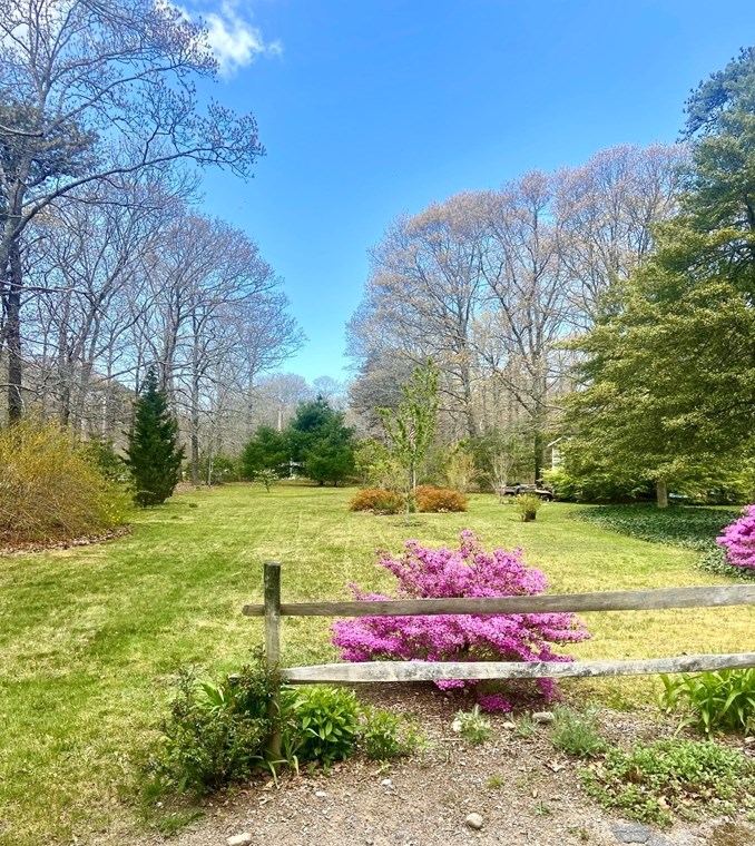 226 Cotuit Rd, Sandwich MA  02563-2655 exterior